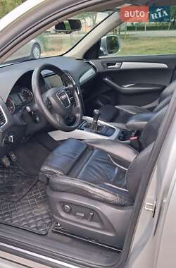 Внедорожник / Кроссовер Audi Q5 2009 в 