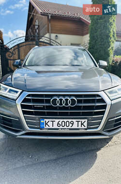 Внедорожник / Кроссовер Audi Q5 2017 в 