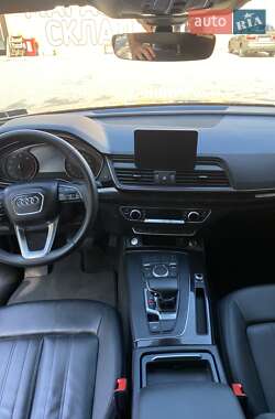 Внедорожник / Кроссовер Audi Q5 2019 в 