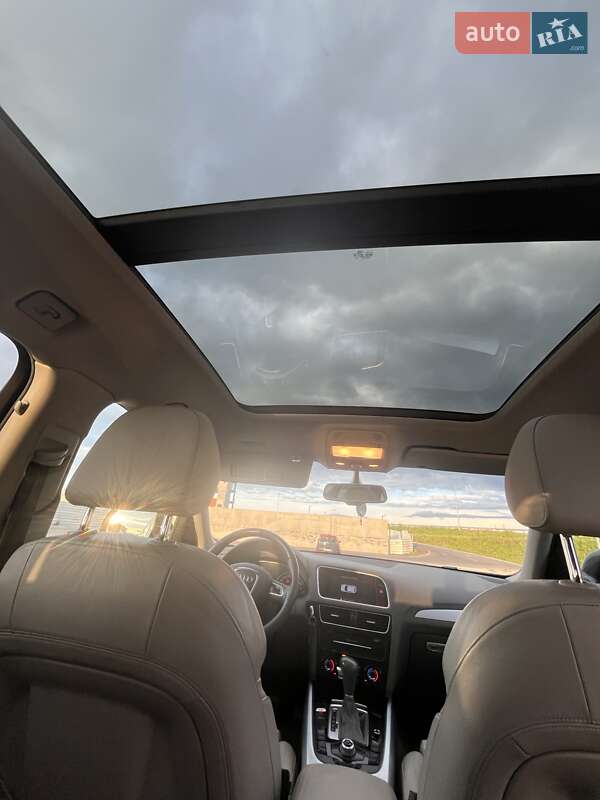 Внедорожник / Кроссовер Audi Q5 2011 в Львове
