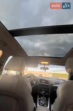 Внедорожник / Кроссовер Audi Q5 2011 в 