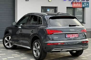 Внедорожник / Кроссовер Audi Q5 2022 в 