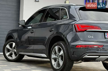 Внедорожник / Кроссовер Audi Q5 2022 в 
