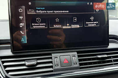 Внедорожник / Кроссовер Audi Q5 2022 в 