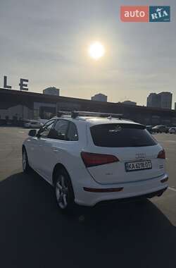 Внедорожник / Кроссовер Audi Q5 2016 в 