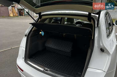 Внедорожник / Кроссовер Audi Q5 2012 в 