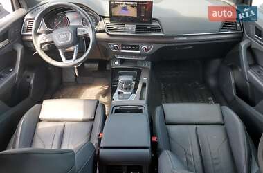Внедорожник / Кроссовер Audi Q5 2022 в 
