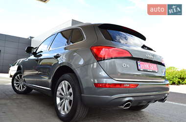 Внедорожник / Кроссовер Audi Q5 2015 в 