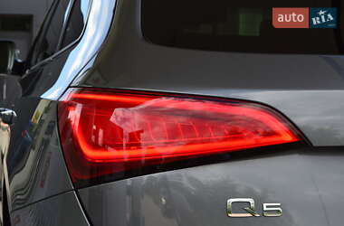 Внедорожник / Кроссовер Audi Q5 2015 в 