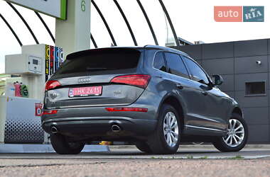 Внедорожник / Кроссовер Audi Q5 2015 в 