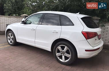 Внедорожник / Кроссовер Audi Q5 2012 в 