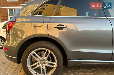 Внедорожник / Кроссовер Audi Q5 2013 в 