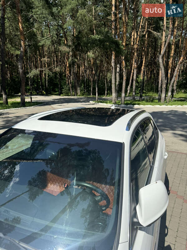 Внедорожник / Кроссовер Audi Q5 2011 в Вараше