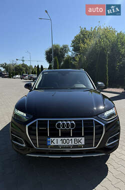 Внедорожник / Кроссовер Audi Q5 2021 в Киеве