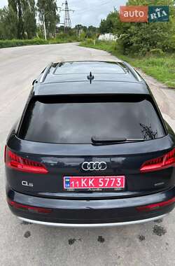 Внедорожник / Кроссовер Audi Q5 2019 в 