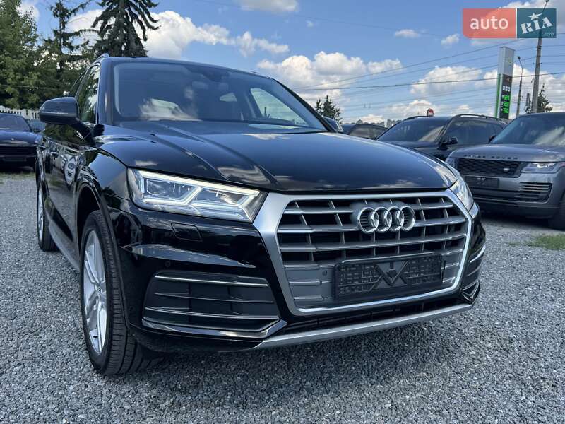 Внедорожник / Кроссовер Audi Q5 2019 в Тернополе