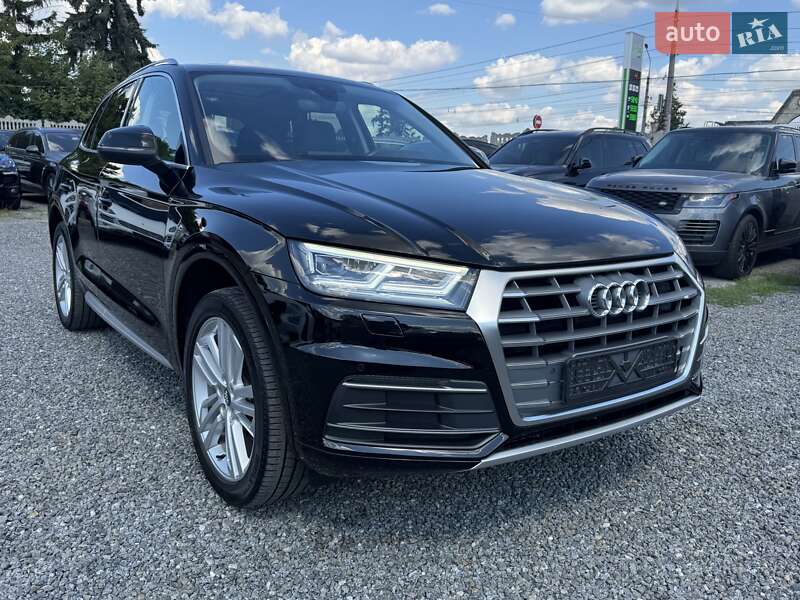 Внедорожник / Кроссовер Audi Q5 2019 в Тернополе