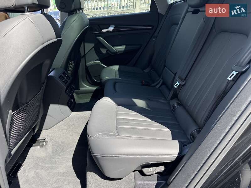 Внедорожник / Кроссовер Audi Q5 2019 в Тернополе