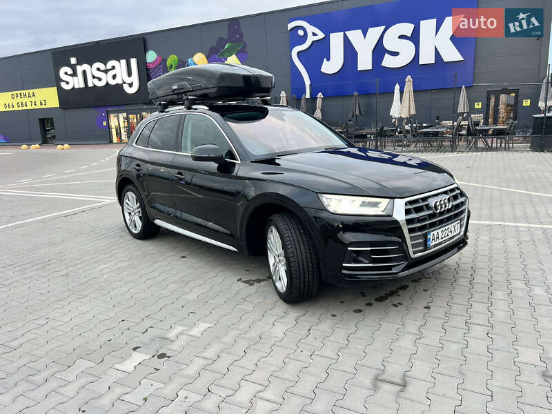 Внедорожник / Кроссовер Audi Q5 2019 в Киеве