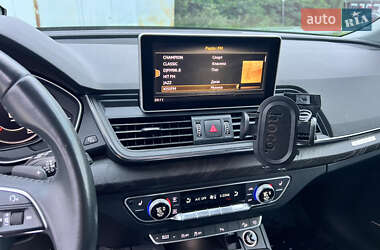 Внедорожник / Кроссовер Audi Q5 2019 в 