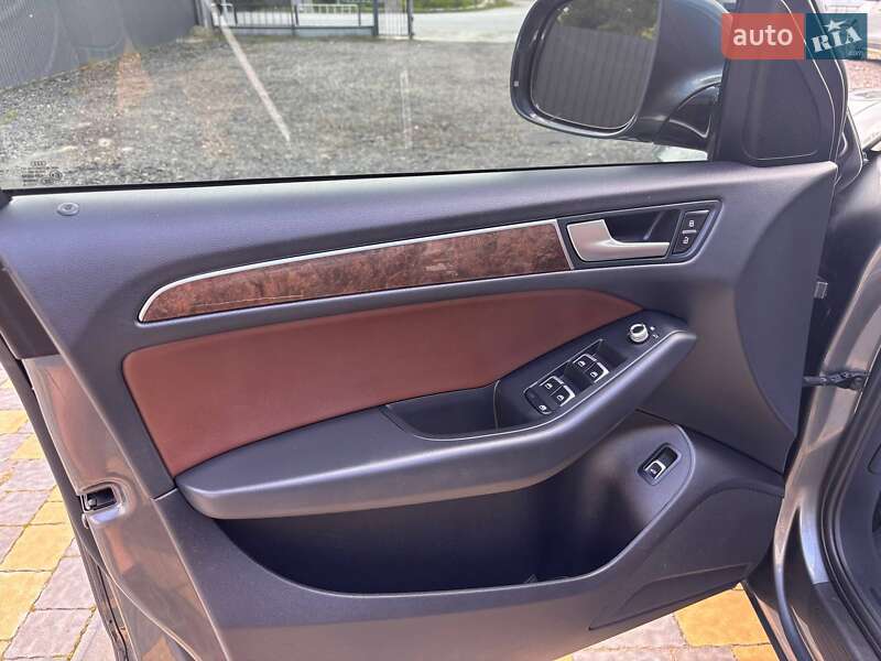 Внедорожник / Кроссовер Audi Q5 2016 в Львове