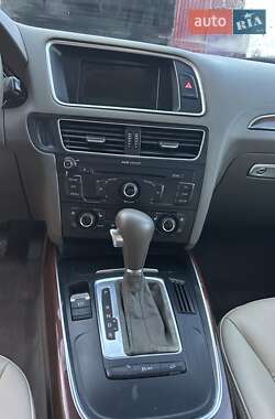 Внедорожник / Кроссовер Audi Q5 2011 в 