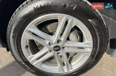 Позашляховик / Кросовер Audi Q5 2024 в 