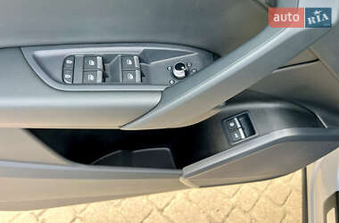 Позашляховик / Кросовер Audi Q5 2024 в 