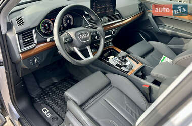 Позашляховик / Кросовер Audi Q5 2024 в 