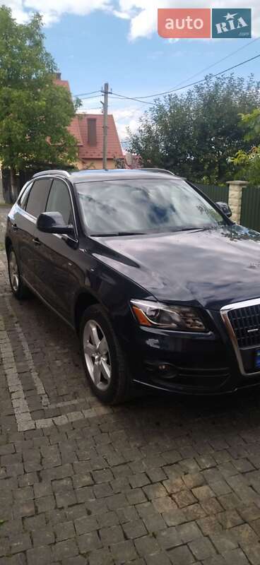 Внедорожник / Кроссовер Audi Q5 2012 в Самборе