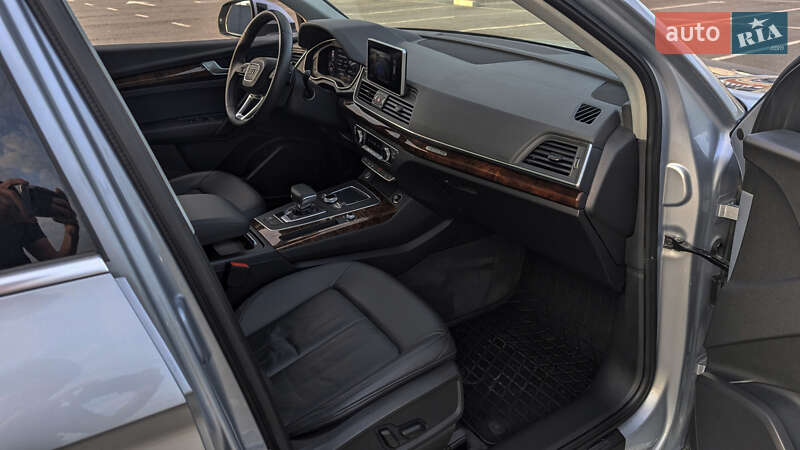 Внедорожник / Кроссовер Audi Q5 2017 в Львове фото 49 Внедорожник / Кроссовер Audi Q5 2017 в Львове