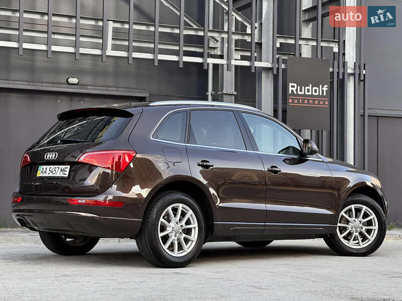 Позашляховик / Кросовер Audi Q5 2011 в Києві