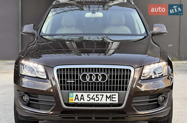 Внедорожник / Кроссовер Audi Q5 2011 в 