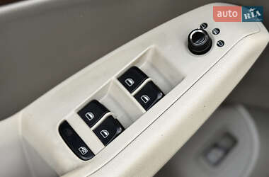 Внедорожник / Кроссовер Audi Q5 2011 в 