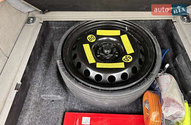 Внедорожник / Кроссовер Audi Q5 2011 в 