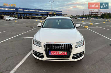 Внедорожник / Кроссовер Audi Q5 2015 в Киеве