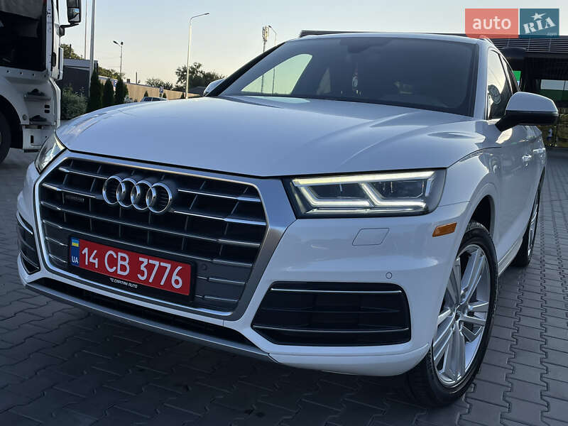 Внедорожник / Кроссовер Audi Q5 2018 в Луцке