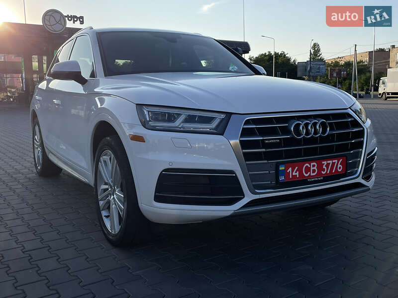 Внедорожник / Кроссовер Audi Q5 2018 в Луцке