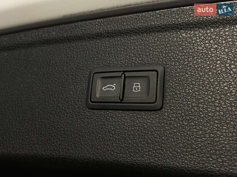 Внедорожник / Кроссовер Audi Q5 2018 в Луцке