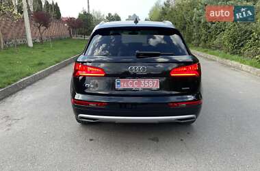 Внедорожник / Кроссовер Audi Q5 2019 в 