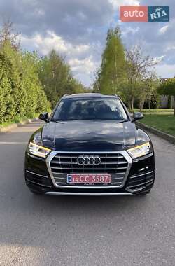 Внедорожник / Кроссовер Audi Q5 2019 в 