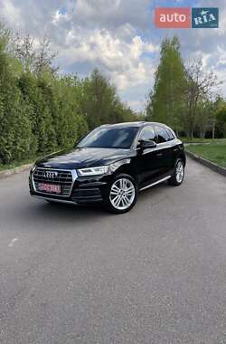Внедорожник / Кроссовер Audi Q5 2019 в 