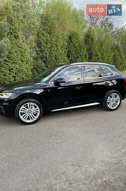 Внедорожник / Кроссовер Audi Q5 2019 в 
