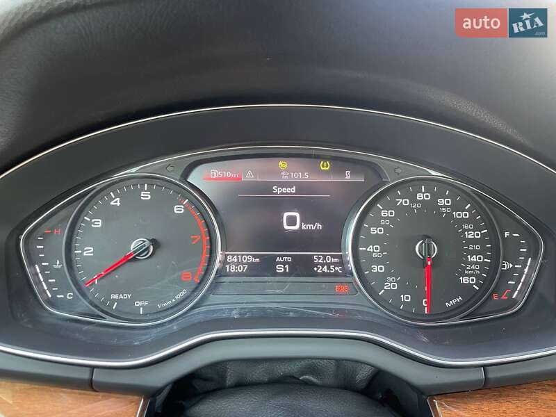 Внедорожник / Кроссовер Audi Q5 2021 в Киеве