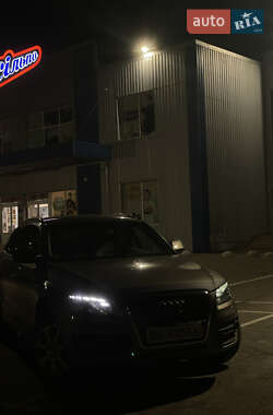 Внедорожник / Кроссовер Audi Q5 2009 в 