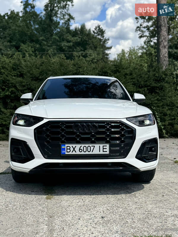 Внедорожник / Кроссовер Audi Q5 2020 в Шепетовке