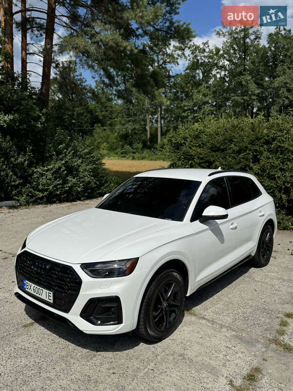 Внедорожник / Кроссовер Audi Q5 2020 в Шепетовке
