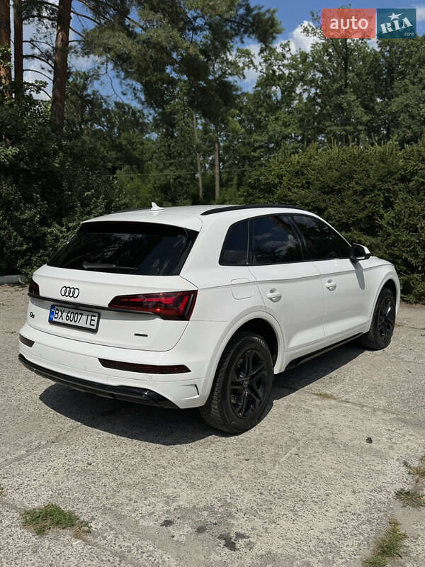 Внедорожник / Кроссовер Audi Q5 2020 в Шепетовке