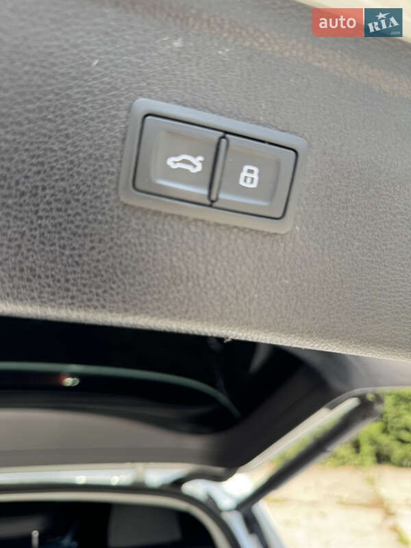 Внедорожник / Кроссовер Audi Q5 2020 в Шепетовке