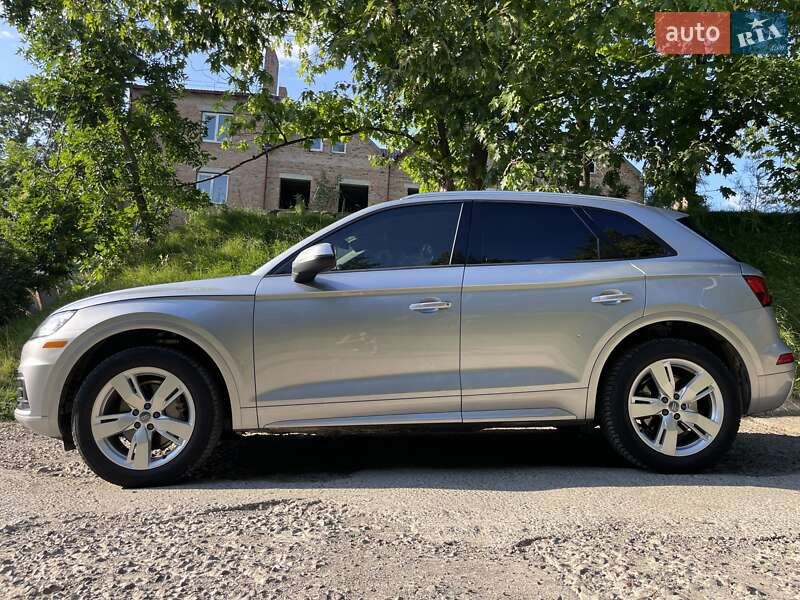 Позашляховик / Кросовер Audi Q5 2018 в Луцьку фото 11 Позашляховик / Кросовер Audi Q5 2018 в Луцьку